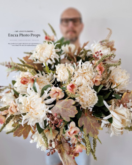 Bouquet of chrysanthemum - cream
