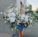 Tombstone decoration with white hydrangea- composition + bouquet