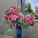 Tombstone with pink chrysanthemum - composition + bouquet