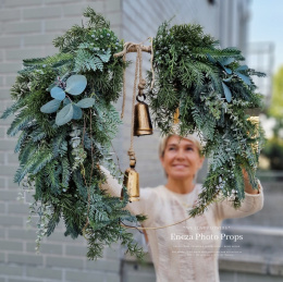 Asymmetrical Christmas wreath - 60 cm