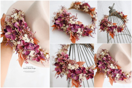 Asymmetrical wreath