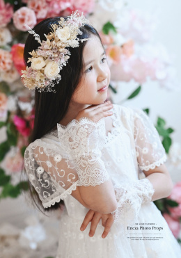 Communion half wreath