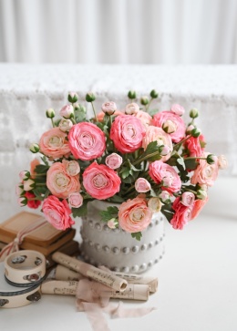 Buttercups - 24 pieces