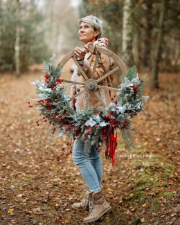 Wooden Christmas wheel 60/80 cm