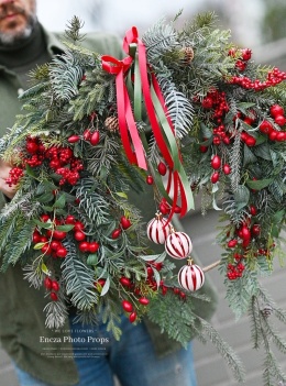 Asymmetrical Christmas wreath - 60 cm