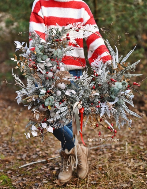 Świąteczny wianek asymetryczny - 75 cm