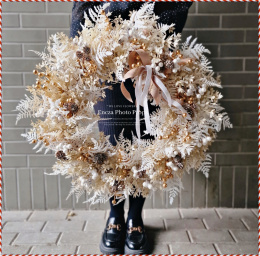 Symmetrical Christmas wreath - 60 cm