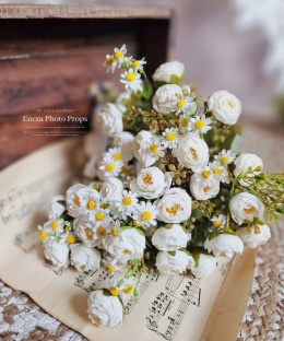 Wild flowers - bouquet - WHITE